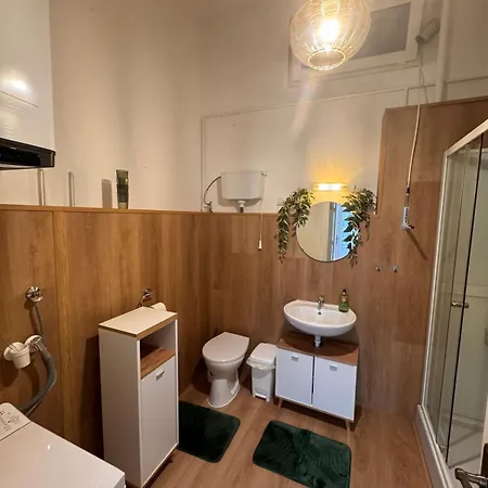 Holiday home Keltafok Apartman, Balatonfoldvar